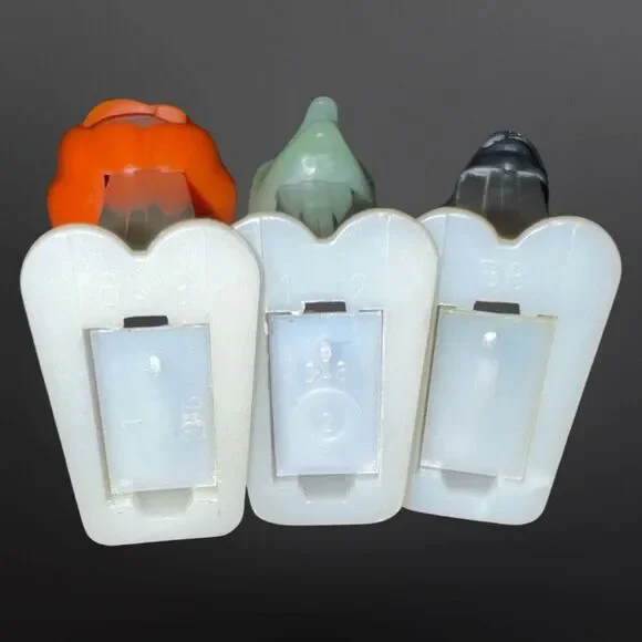 21 Vintage & Current Pez Dispensers Garfield Dino Semi Halloween Glow Bugs Bunny - Picture 10 of 10